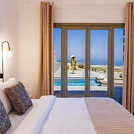 Hotel Lavadoze Luxury Santorini Island