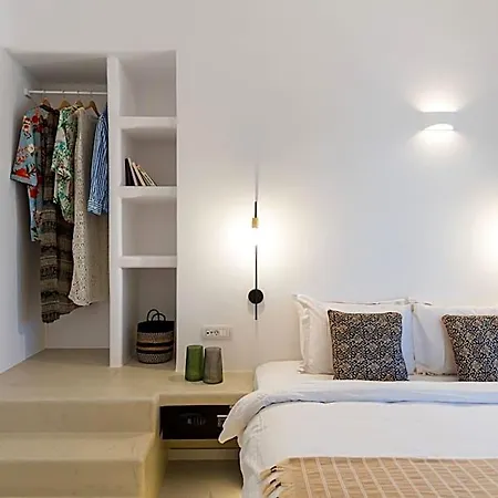 Lavadoze Luxury * Santorini Island