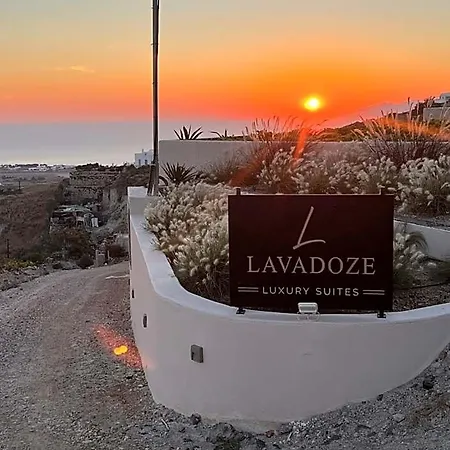Hotel Lavadoze Luxury Santorini Island